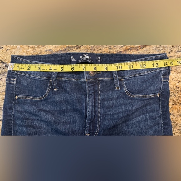 HOLLISTER CALIFORNIA HIGH-RISE CROP RIPPED JEAN SUPER SKINNY Size 9 - Picture 5 of 8